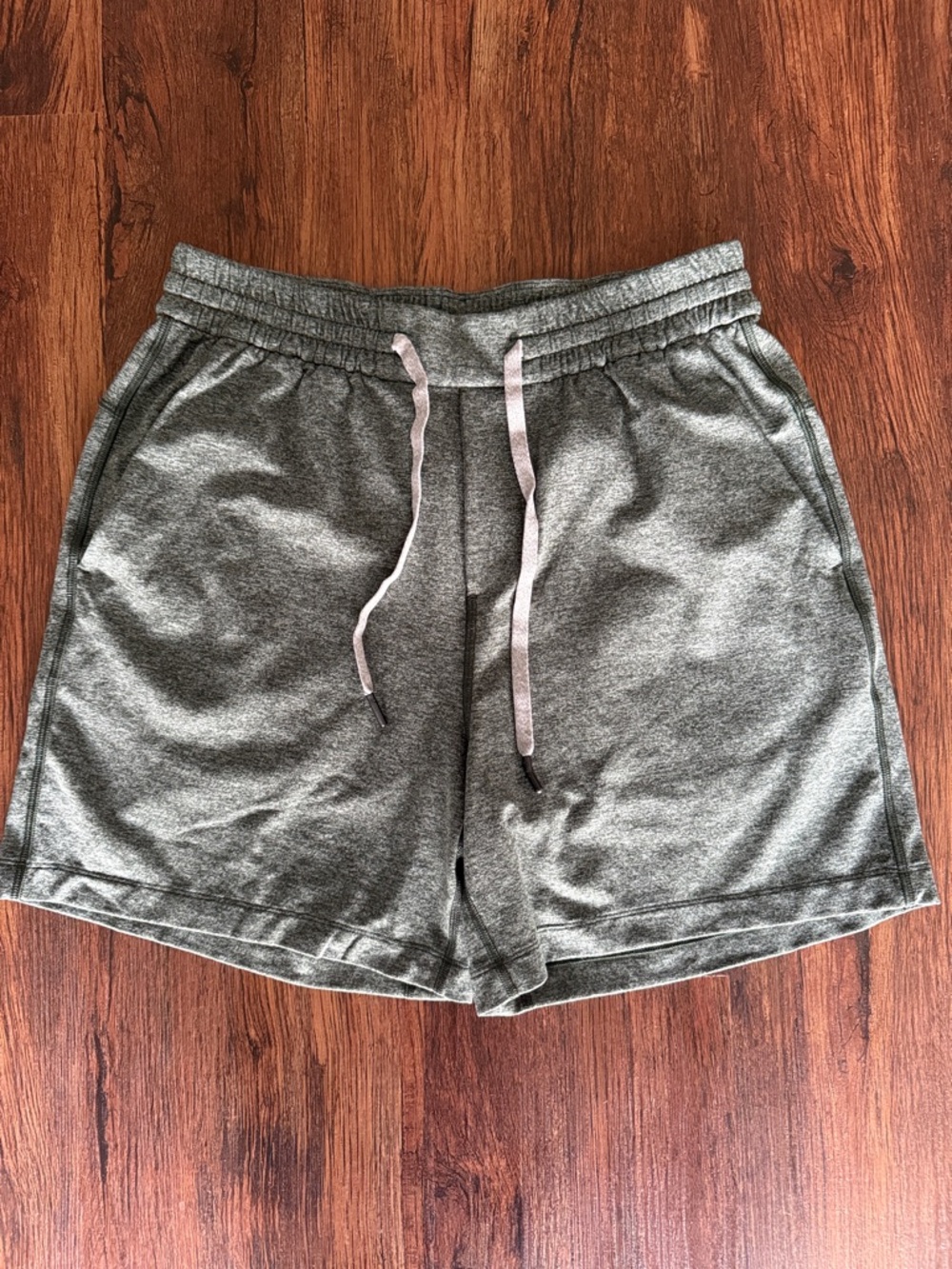 Lululemon Mens S/P Heathered Green Drawstring Athletic Shorts